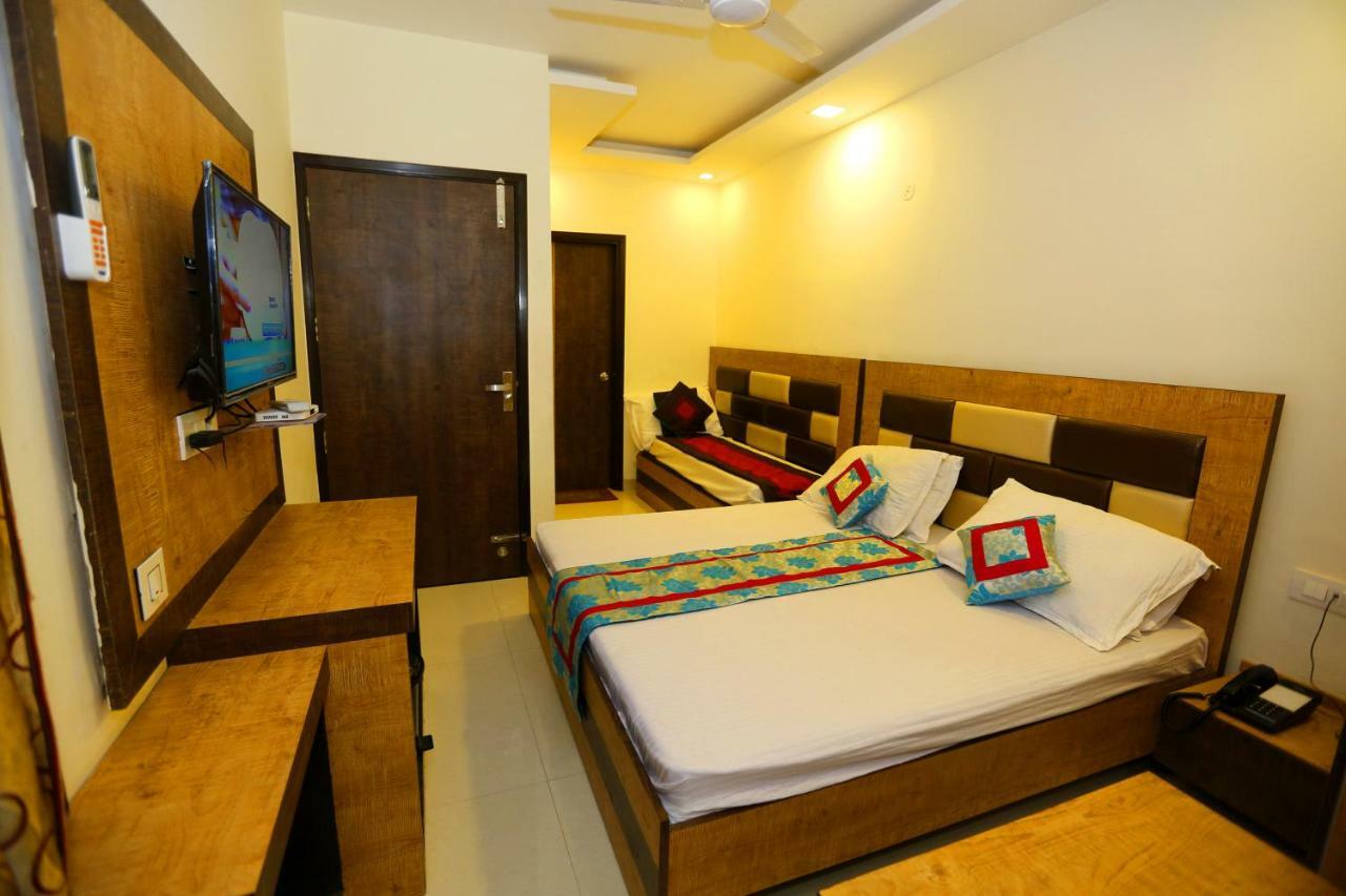 Hotel Golden Heart Amritsar Eksteriør billede